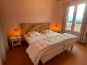 Maisons de vacances Villa a Cavalaire-sur-Mer avec piscine, sauna, parking et animaux acceptes - FR-1-226B-156 : photos des chambres