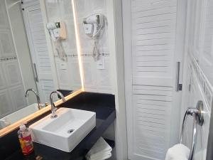 Cavalinho Branco 215
