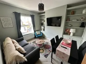 Bronte Cottage - Quirky, central, 2bed, seaside - Mappleton