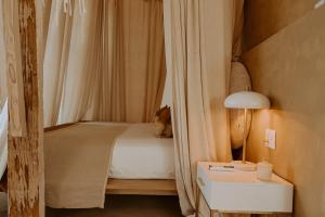 Reverie Kalahari Pod