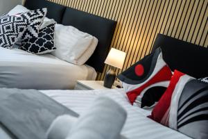 Burnand House - Air Host & Stay - Sleeps 9