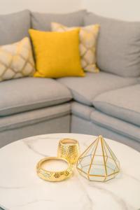 Airstay - Spacious 1BR - Pool Views - Next to FIVE Hotel - Monthly Offer Available