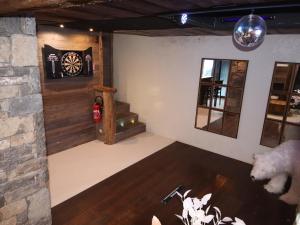 Chalets Prestigious Chalet with Pool & Hot tub, Mountain Views for 19 Guests : photos des chambres