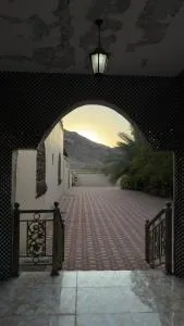 Rustic Mountain Oasis - Khawr Kalbā Rustic Mountain Oasis - Khawr Kalbā