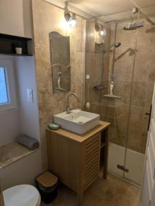 Maisons de vacances La Carriera, petite maison sud Ventoux, au charme Provencal : photos des chambres