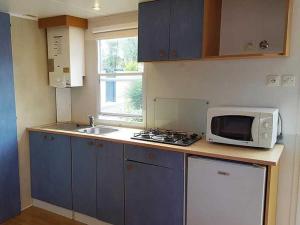 Campings Camping 4 etoiles - Piscine - ccafffb : photos des chambres