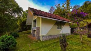 Elenor Cottages