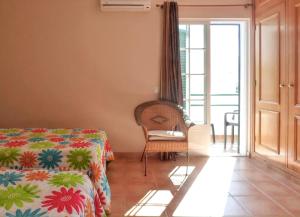 Charming house in Vila Nova de Cacela with garden