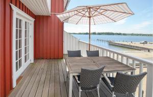 Two-Bedroom Apartment In Grasten