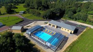 Campings Camping 4 etoiles - Piscine - ccafgef : photos des chambres