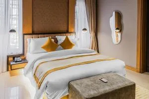 Yellow Trumpet Wuse 2 - Mobushipe