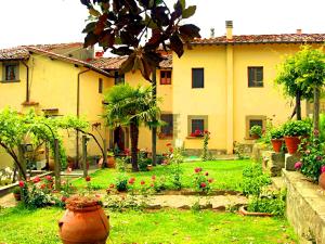 Loasi del Borgo con Biliardo e Camino nelle Balze