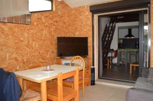 Maison 2 pièces mezzanine 5 couchages ST CYPRIEN PLAGE SC410-31H