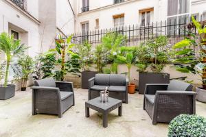 Bourd- Beyond Eiffel Tower Stylish Terrace Apartment