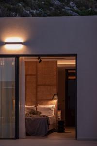 Serenity Limnionas Cave Villa