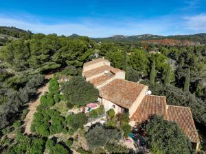 Villages vacances Les Garrigues de la Vallee des Baux : photos des chambres