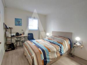 RDC avec piscine, climatisation et garage