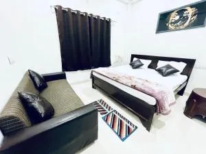 Majestic Guest House - Shivāpur