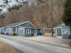 Sunset Retreat - Ovid