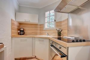 Villages vacances Les Garrigues de la Vallee des Baux : photos des chambres