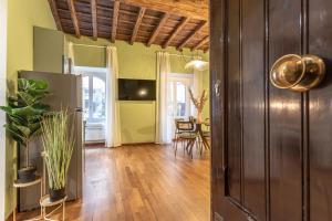 Giada - Charming Apartment at the Imperial Forums