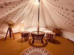 Baari Cafe & Glamps - Kulu