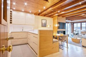 Luderna - Apartamento Val de Ruda B92 Ticolet