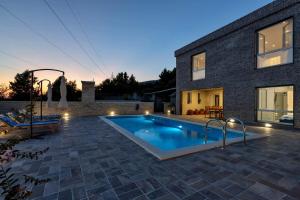 Villa Infinite Joy
