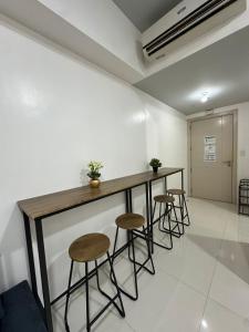 150 Newport Condominium