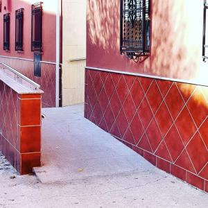 Cerca de todo, practico y nuevo