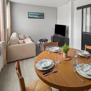 T2 Cuisine équipée, Parking privé, 4 personnes - Sully