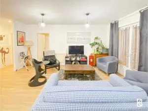 Comfortable house 20 minutes from Paris by RER - 奥尔日河畔布雷蒂尼