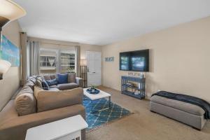 500 ft to Ocean Relaxing stay Parking WiFi 840