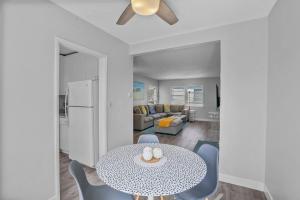 500 ft to Ocean Relaxing stay Parking WiFi 838