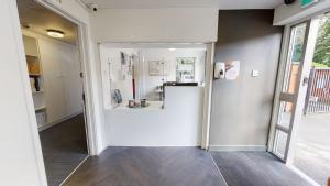 iQ Daisy Bank Manchester
