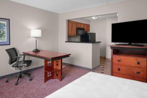 Larkspur Landing Extended Stay Suites Folsom