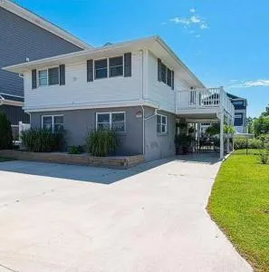 Snug Harbor Sunrise Entire Home - Berlin