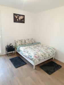 Appartements Chic appartement F2 : photos des chambres