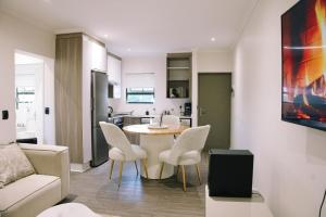 1 bedroom apartment in lonehill