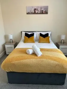 Radbourne House - Spacious 2 Bed, Home from Home - Mugginton