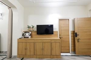 Balaji Homestay - home with free Wi-Fi and parking