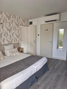 Hotels Hotel Le Vanseen : photos des chambres