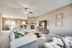 Monument Family Home Deck and Mountain Views! - Gleneagle