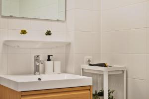 Grand Urban Residence Apartment