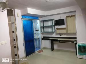 Hotel Maya Residency