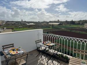 Number 33 - Bed & Breakfast