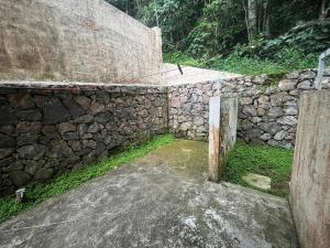 Casa com lazer 5 quartos em Condomínio 200 metros da Praia