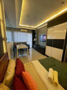 Kys 3 staycation near NAIA mall of asia