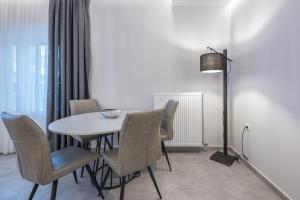 Pame Rentals - 2BD Modern Apartment in Kolonaki