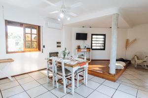 CASTELAR 290 - TERRAZA CON ASADOR - COCHERA - opcional-